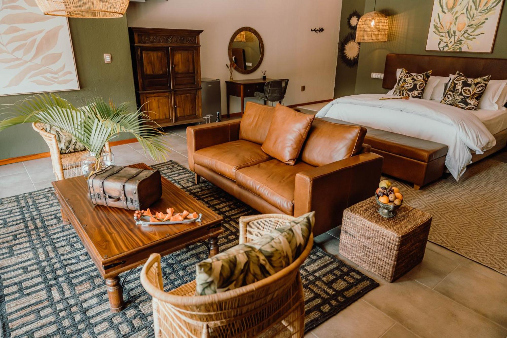 Bambuu Lakeside Lodge Hazyview Extérieur photo